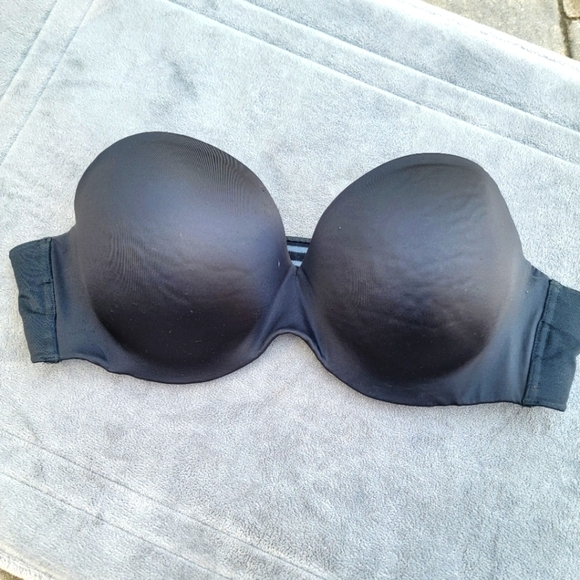 Cacique Black Strapless Bra 44D - Picture 1 of 7
